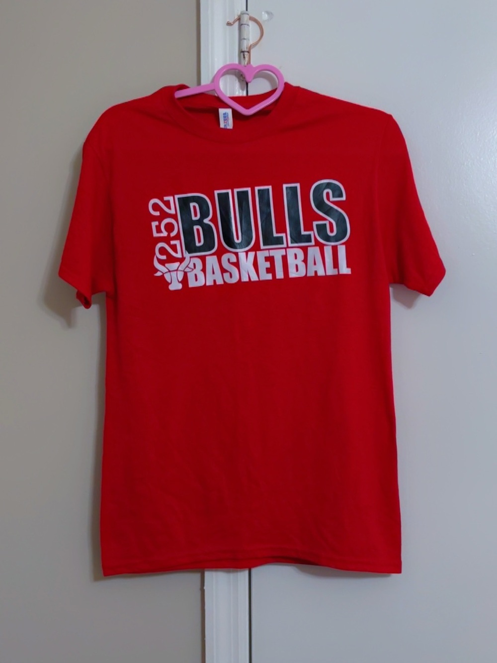 Jerzees Red Bulls Basketball Graphic Tee for Kids
